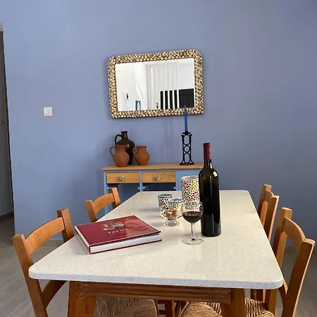 Apartamento Shades Of Blue Apartment. Pafos
